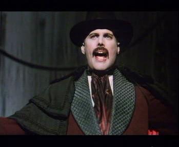 Imagenes del Video A Kind Of Magic