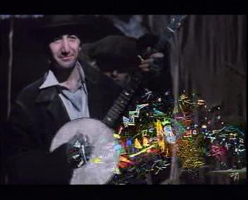 Imagenes del Video A Kind Of Magic