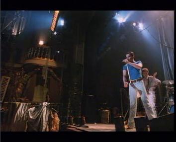 Imagenes del Video A Kind Of Magic