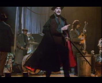 Imagenes del Video A Kind Of Magic